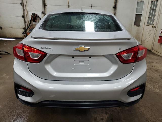  CHEVROLET CRUZE 2017 Srebrny