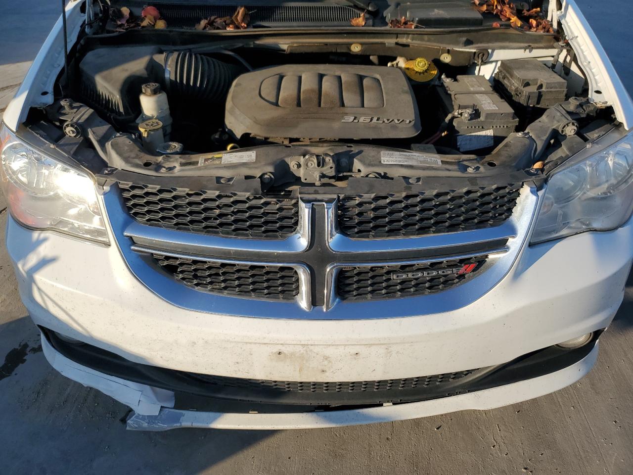 2019 Dodge Grand Caravan Sxt VIN: 2C4RDGCG4JR159592 Lot: 56504105