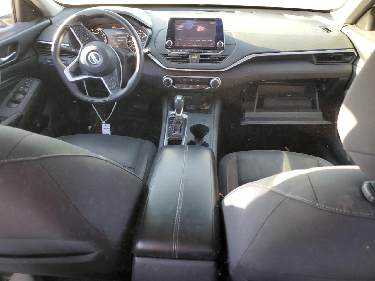 2019 Nissan Altima - Image 8