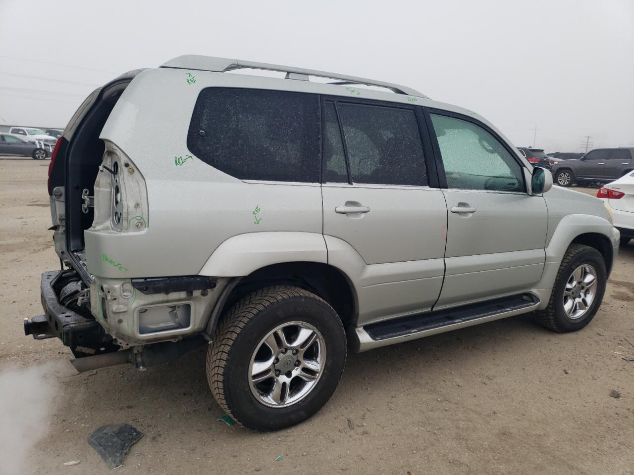 2003 Lexus GX - Image 3