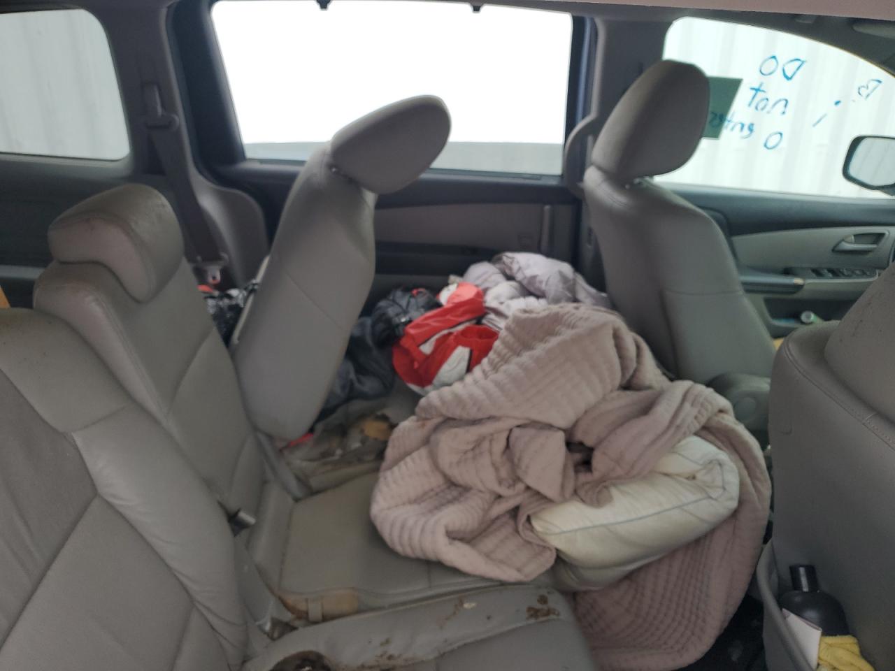 2013 Honda Odyssey - Image 11