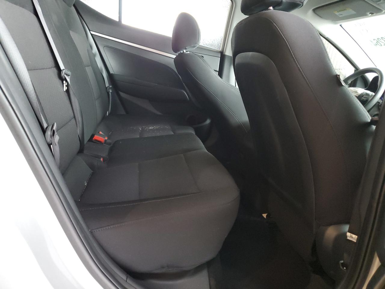 2020 Hyundai Elantra - Image 10