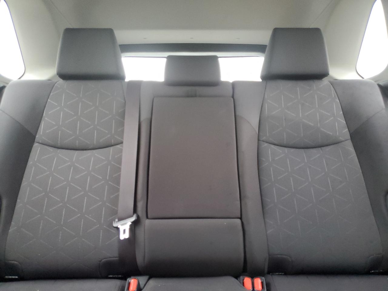 2019 Toyota RAV 4 - Image 10