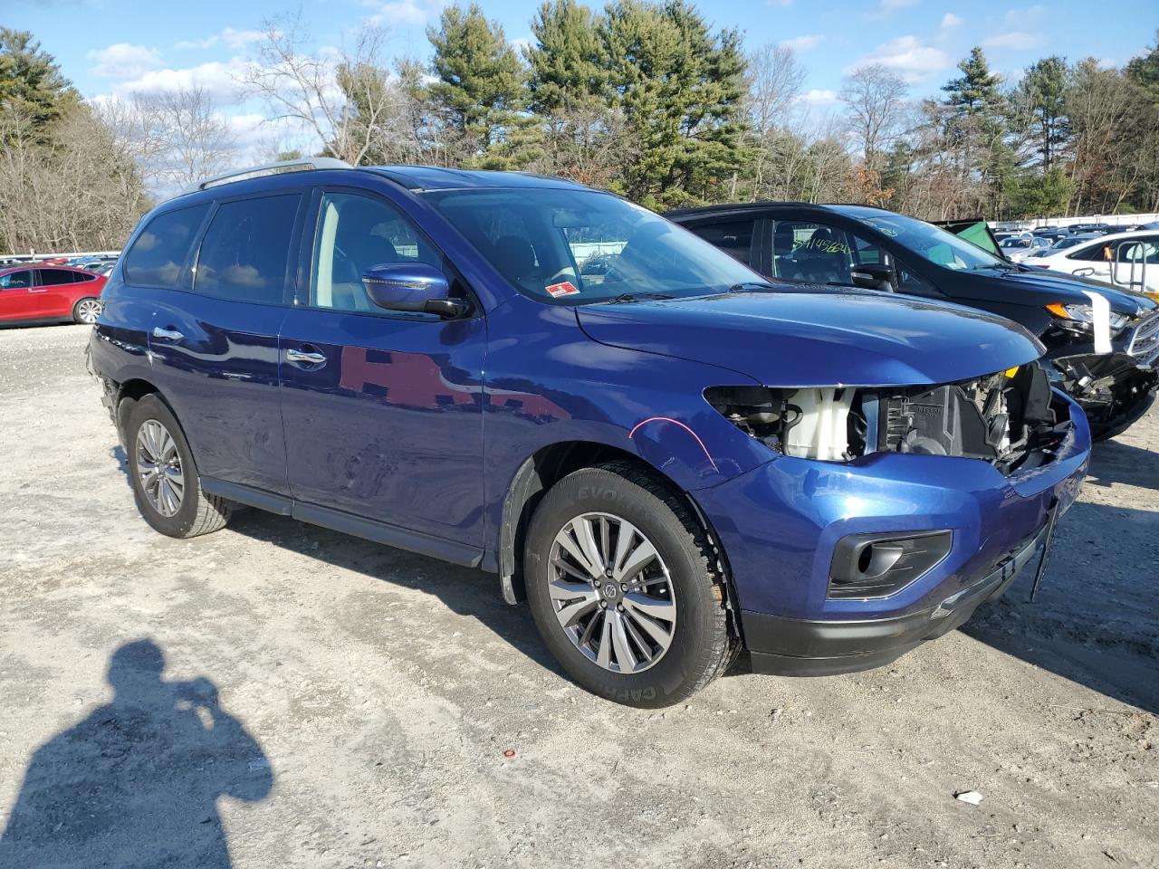 2020 Nissan Pathfinder - Image 4