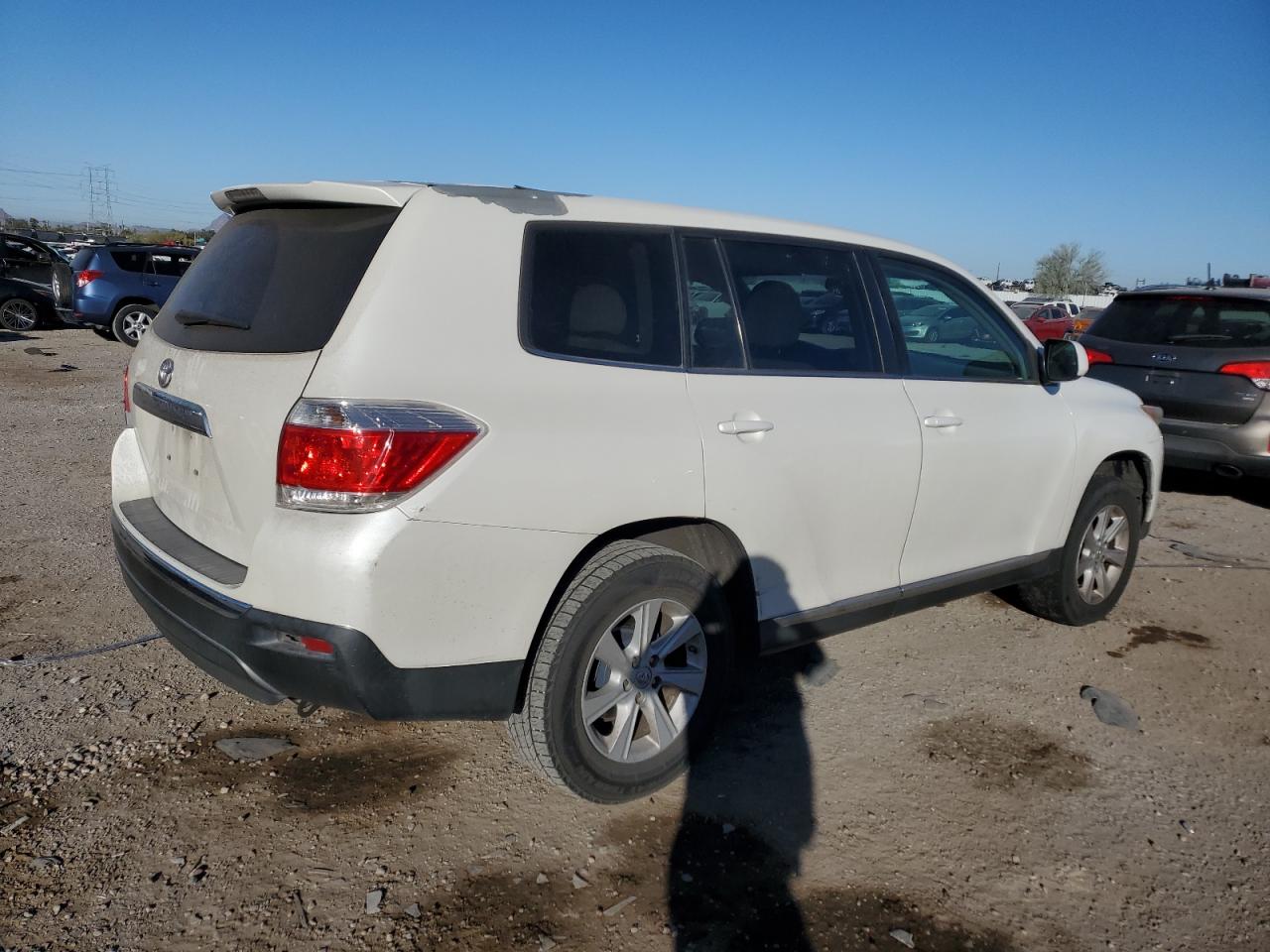 VIN 5TDZA3EH8DS042844 2013 TOYOTA HIGHLANDER no.3