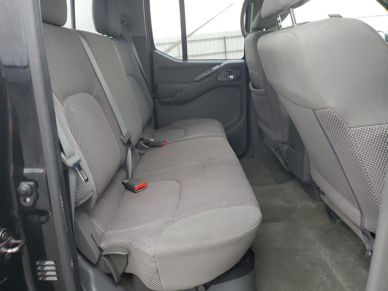 2016 Nissan Navara (Frontier) - Image 10