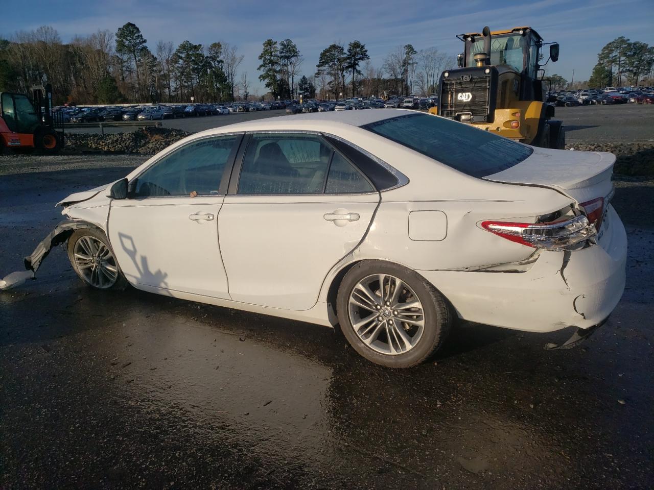 VIN 4T1BF1FK0GU158228 2016 TOYOTA CAMRY no.2