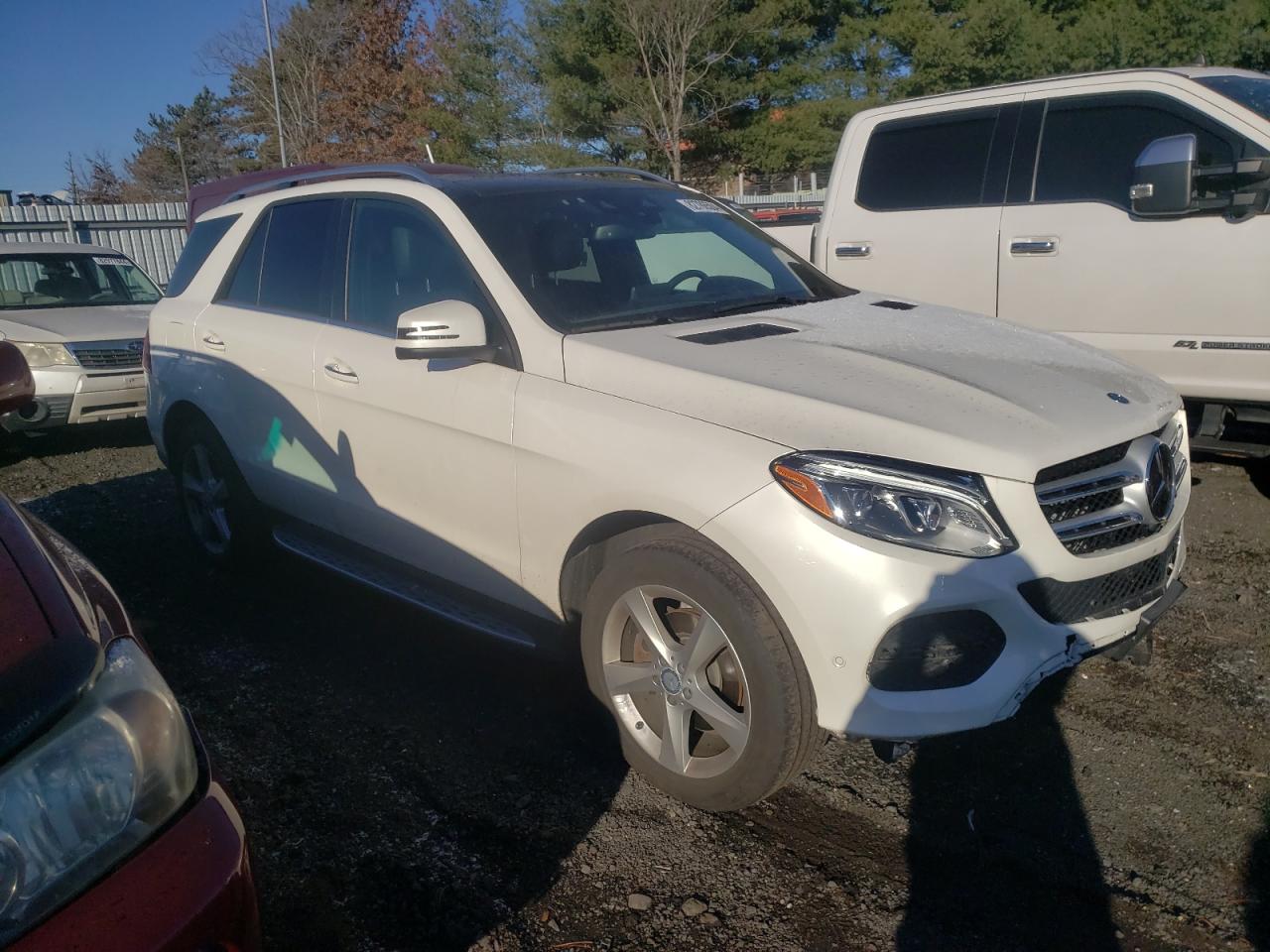 2017 Mercedes-Benz GLE - Image 4