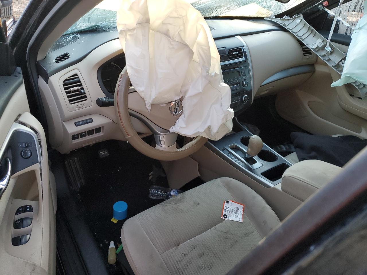 2015 Nissan Altima 2.5 VIN: 1N4AL3AP0FC124162 Lot: 81229545