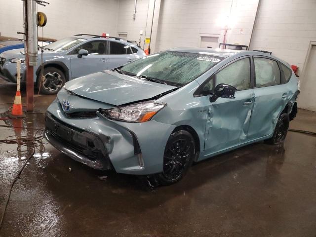  TOYOTA PRIUS 2015 Зеленый