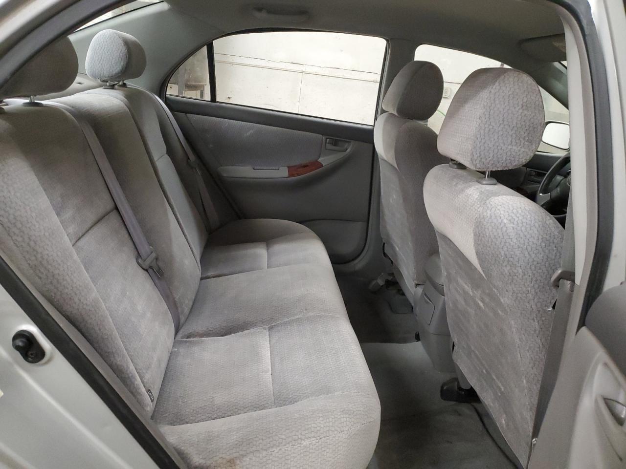 2003 Toyota Corolla - Image 10