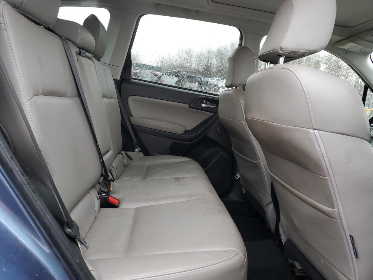 2016 Subaru Forester - Image 11