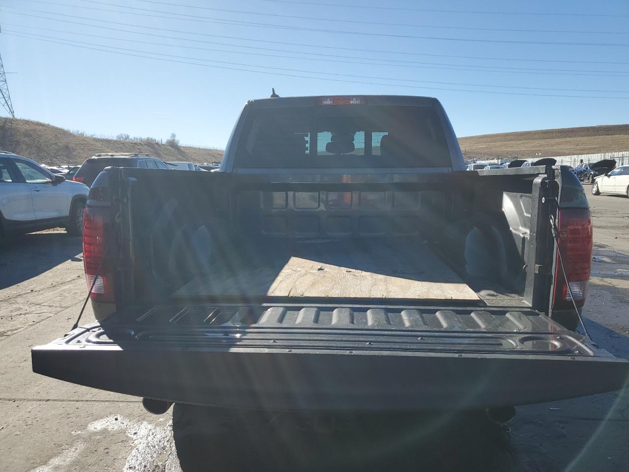 2017 RAM 1500 - Image 6