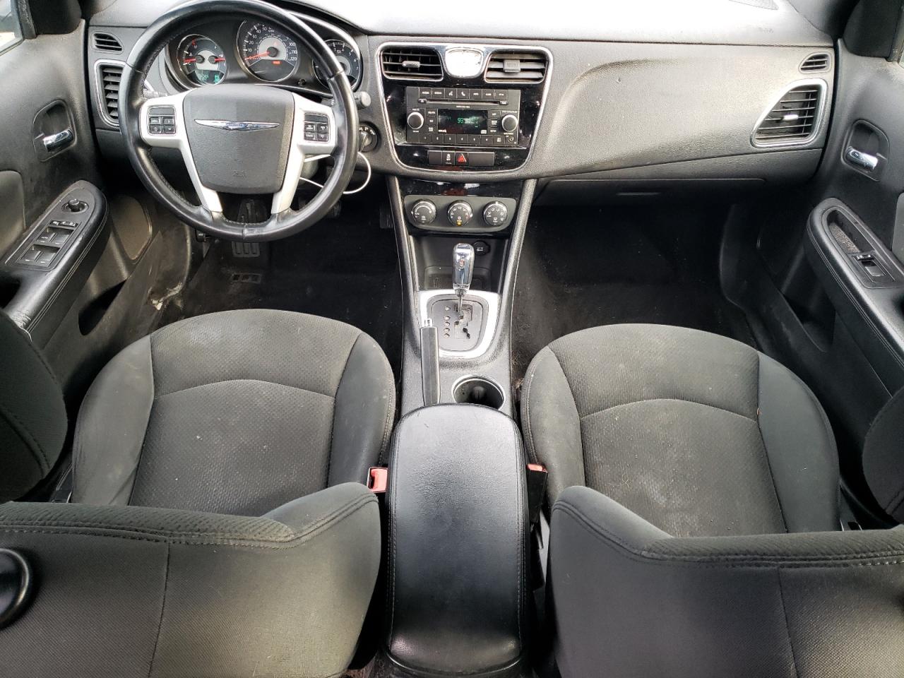 2011 Chrysler 200 Touring VIN: 1C3BC1FBXBN593102 Lot: 83122334