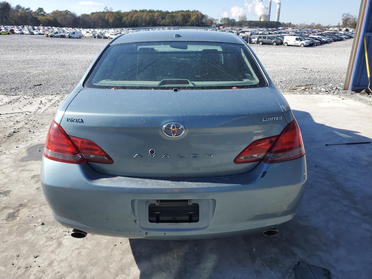 2009 Toyota Avalon - Image 6