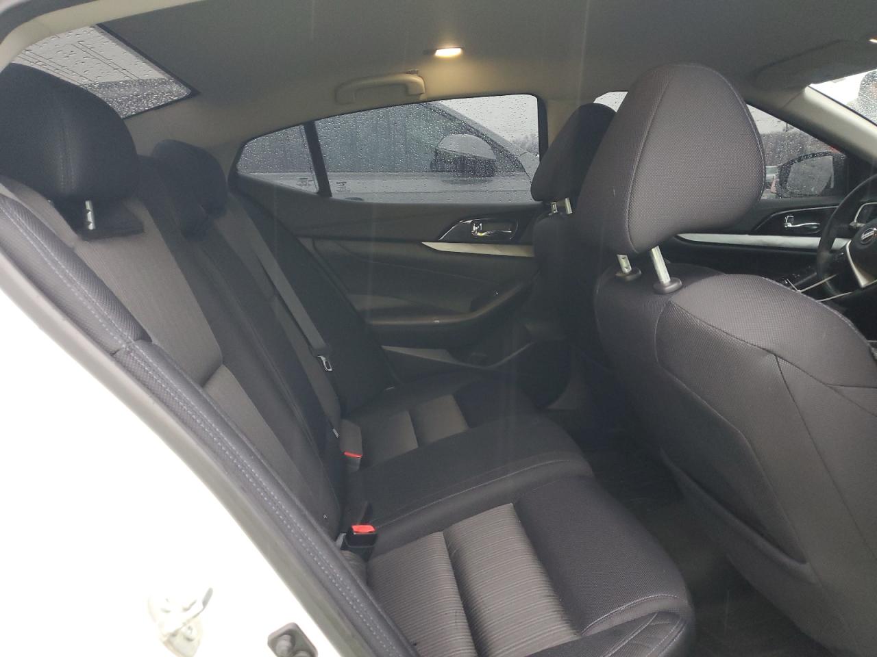2018 Nissan Maxima - Image 10