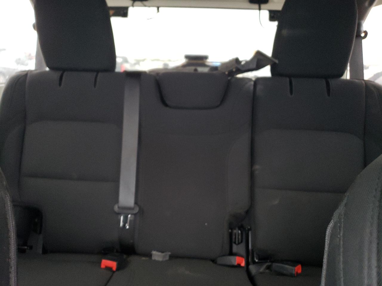 2019 Jeep Wrangler - Image 10