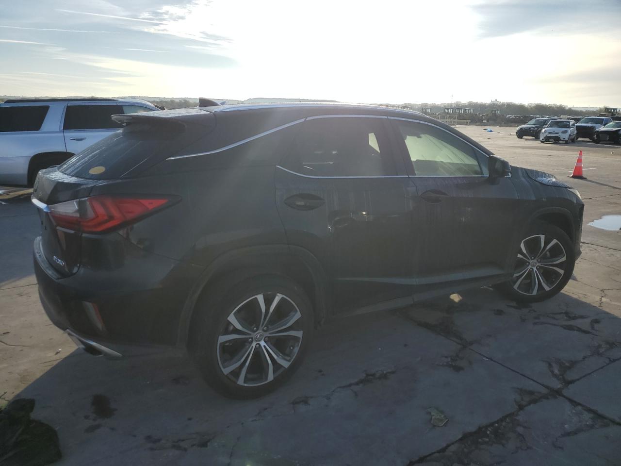 2017 Lexus RX - Image 3