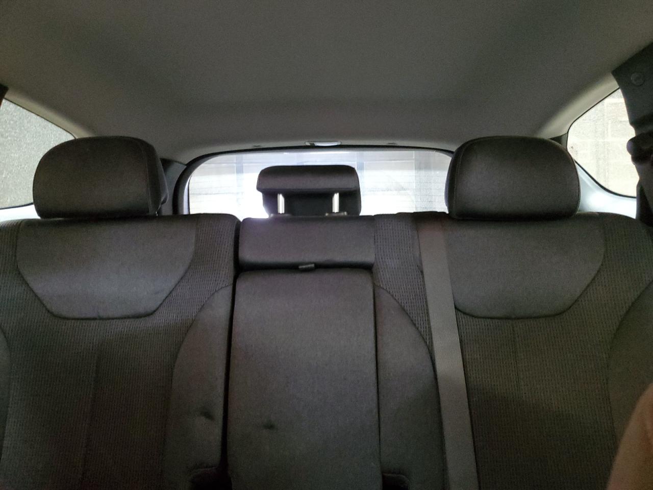 2019 Hyundai Santa Fe - Image 10