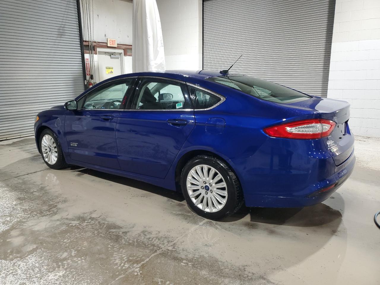 3FA6P0PU0GR160622 2016 FORD FUSION - Image 2