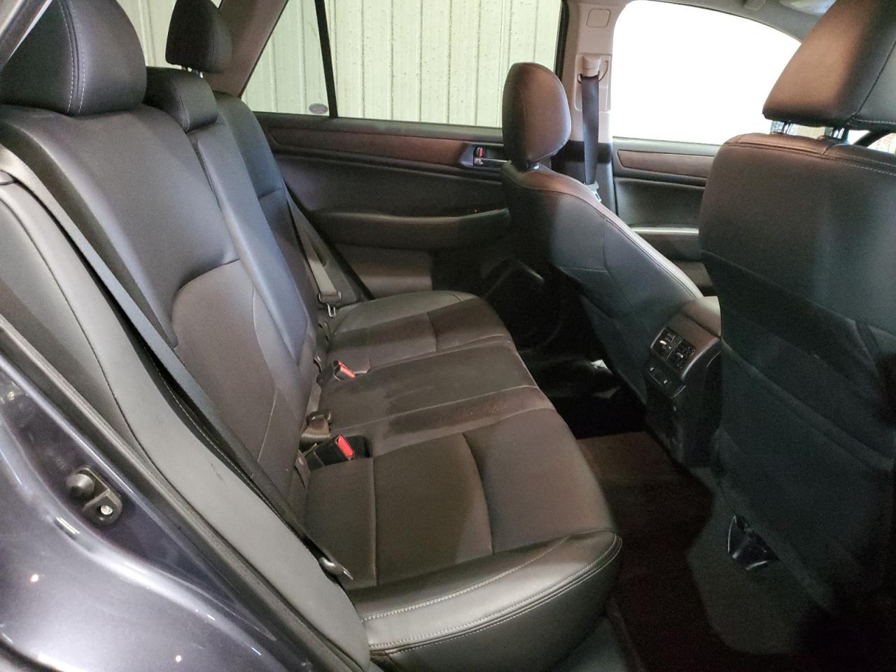 2016 Subaru Outback - Image 10