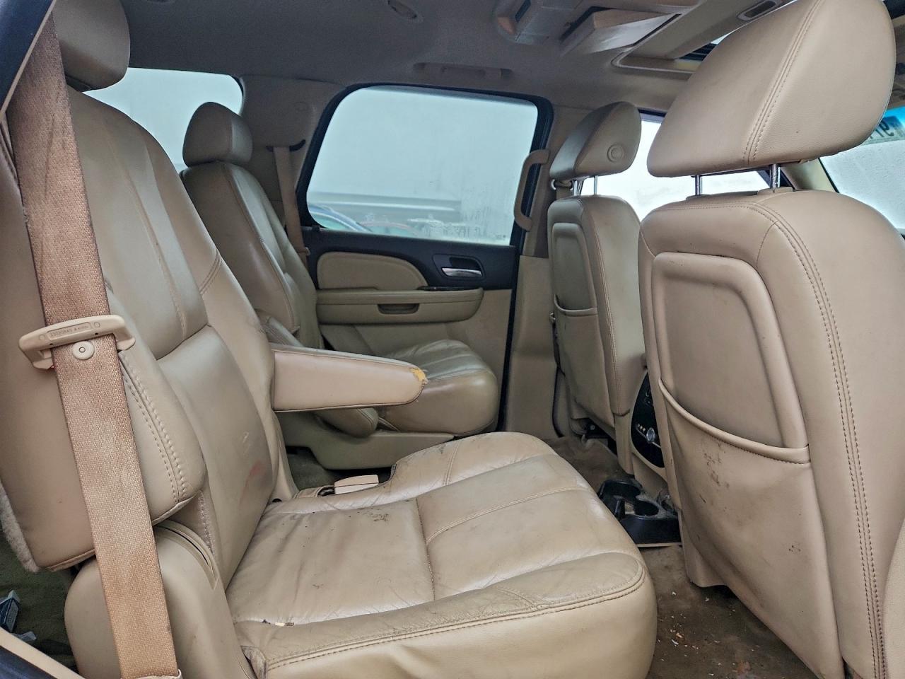 2007 GMC Yukon Denali VIN: 1GKFK63867J301700 Lot: 97120365