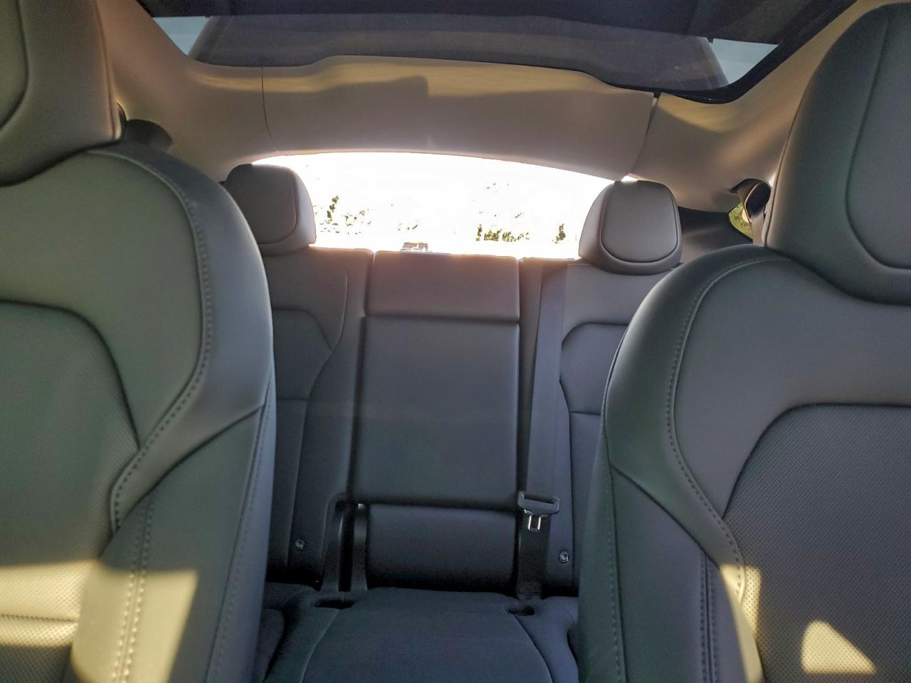 2026 Tesla Model Y VIN: 7SAYGDEDXTF516716 Lot: 94454375