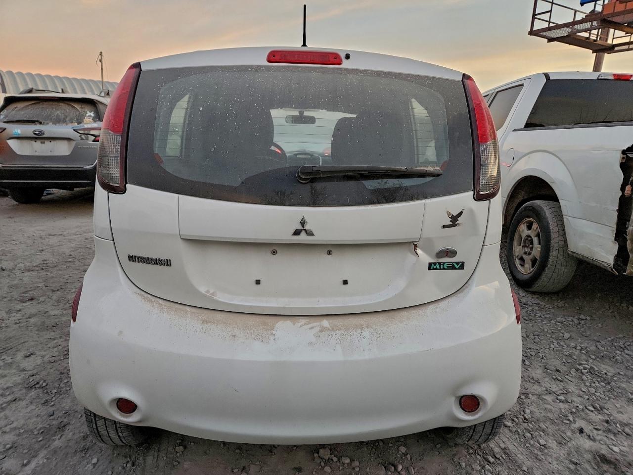 2014 Mitsubishi I Miev Es VIN: JA3215H47EU021727 Lot: 96605905