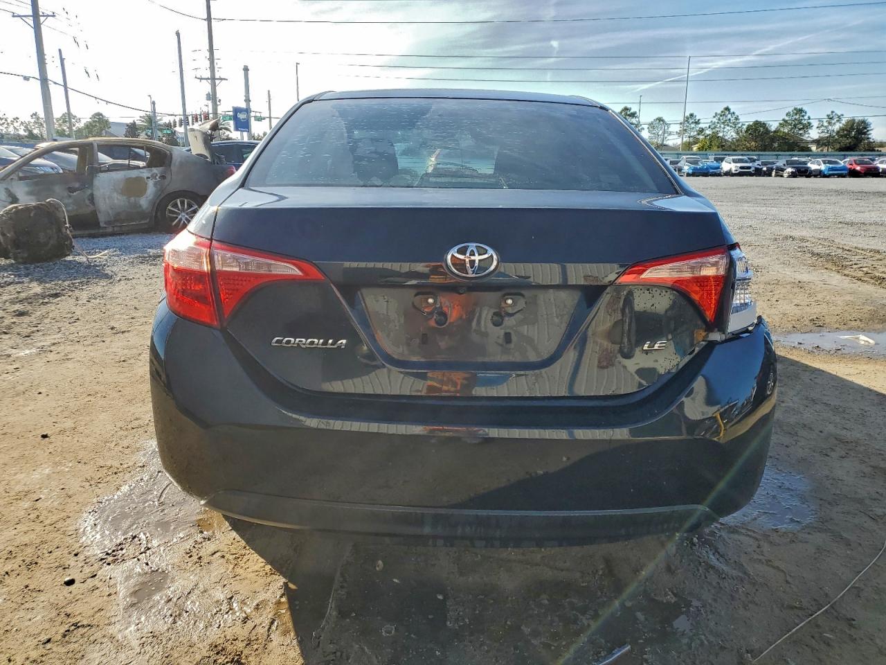 2017 Toyota Corolla L VIN: 5YFBURHE3HP657376 Lot: 95207745