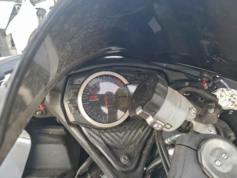 2025 SUZUKI GSX-R600   