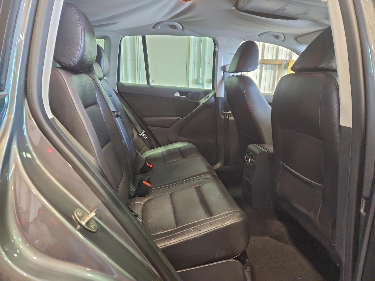 2012 Volkswagen Tiguan S VIN: WVGAV7AX0CW001320 Lot: 97003845