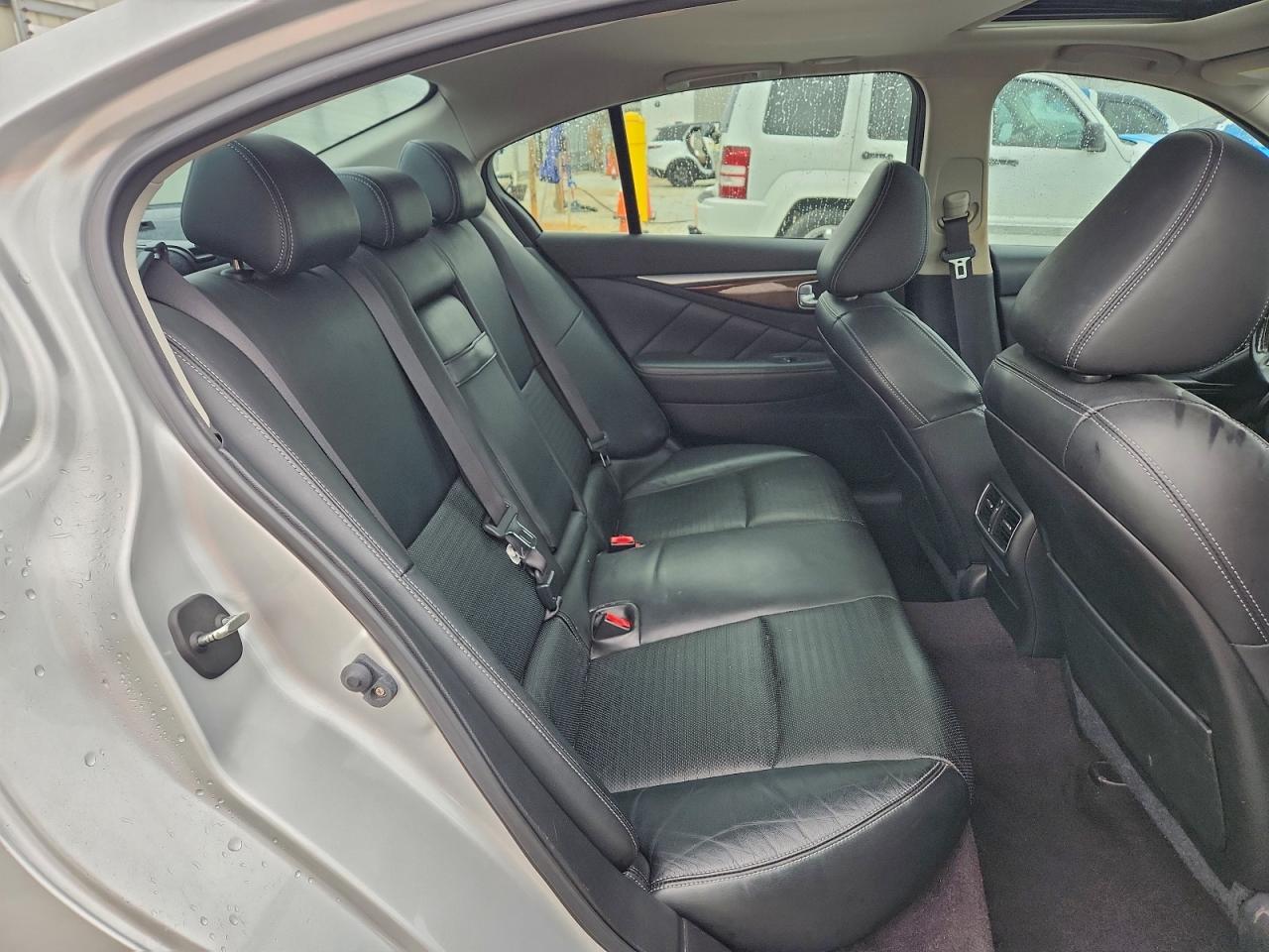 2014 Infiniti Q50 Base VIN: JN1BV7AR7EM700049 Lot: 94632565