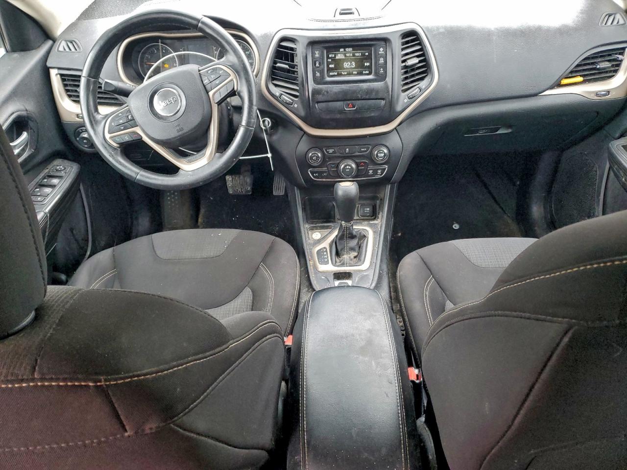 2015 Jeep Cherokee Latitude VIN: 1C4PJLCB9FW771251 Lot: 95807545