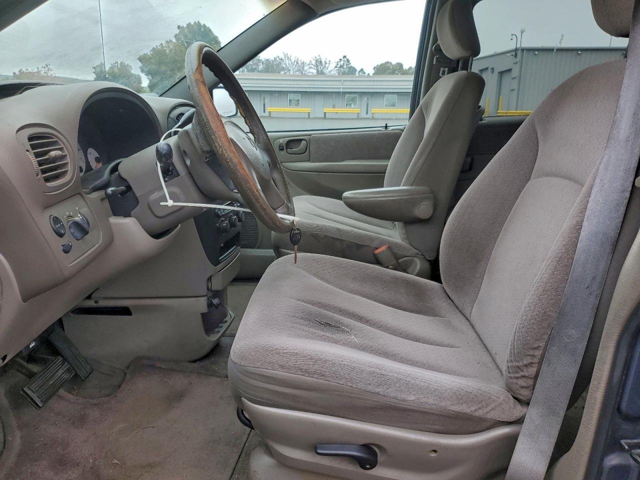 2001 Dodge Grand Caravan Sport VIN: 2B4GP443X1R398571 Lot: 95314615