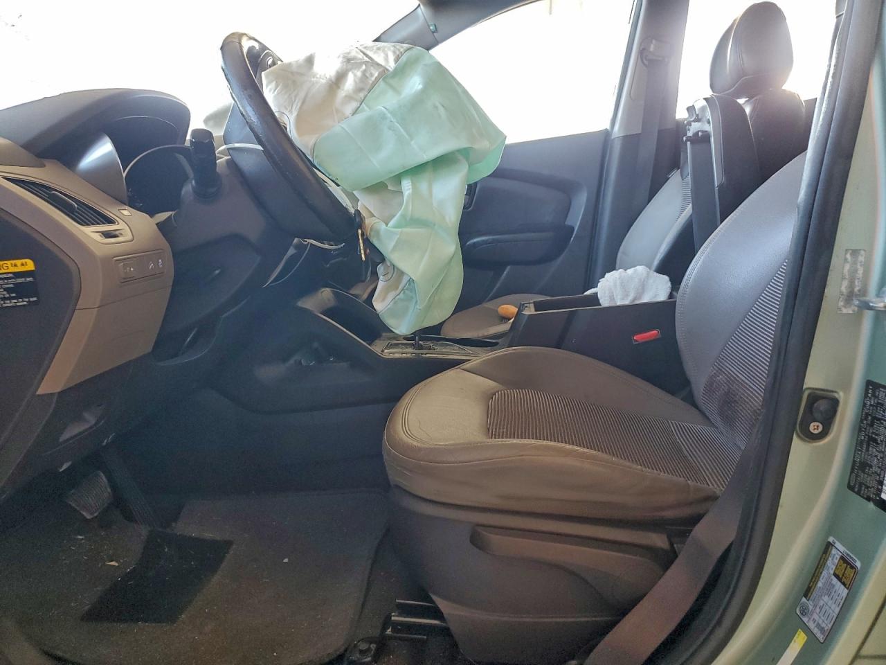 2011 Hyundai Tucson Gls VIN: KM8JU3AC6BU210435 Lot: 95746175