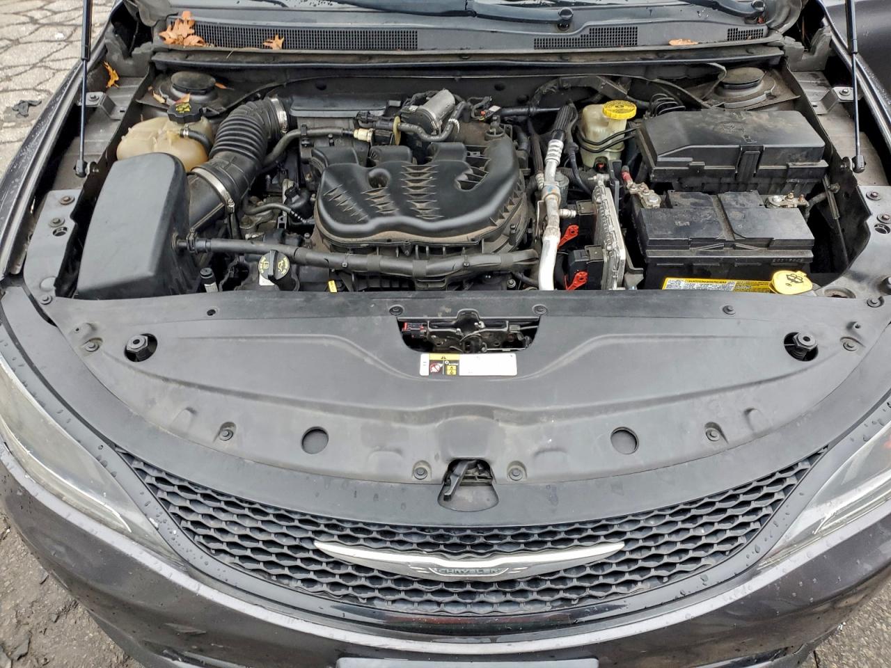 2015 Chrysler 200 S VIN: 1C3CCCDG6FN690804 Lot: 95087115