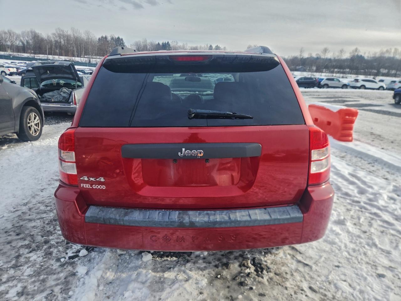 2009 Jeep Compass Sport VIN: 1J4FF47B19D213577 Lot: 95202145