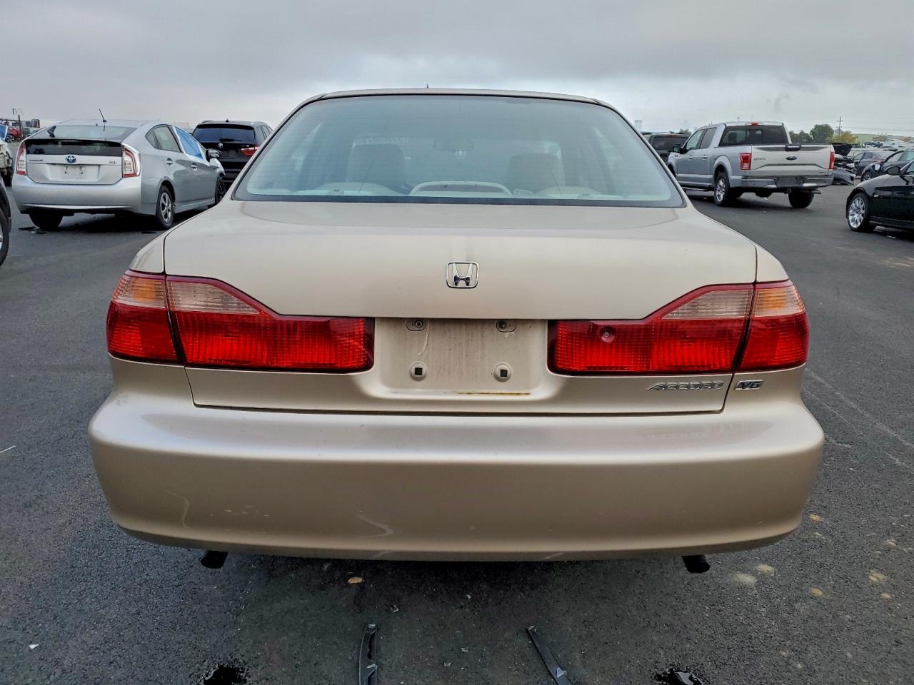 2000 Honda Accord Ex VIN: 1HGCG1650YA067450 Lot: 95983475