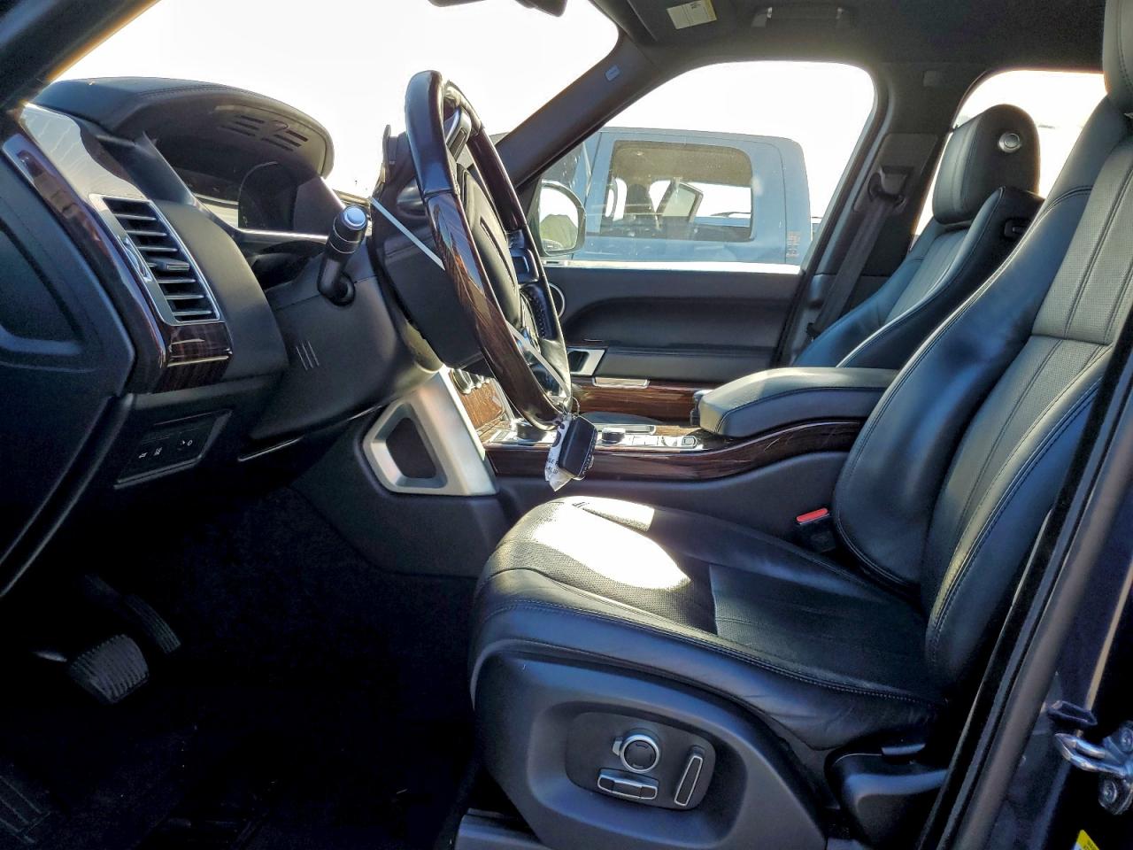 2017 Land Rover Range Rover Hse VIN: SALGS2FV1HA341851 Lot: 95040035