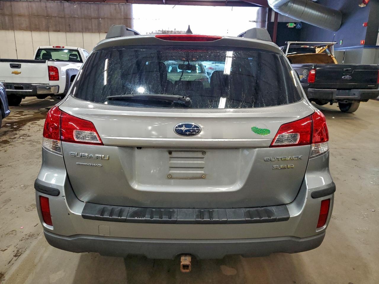 2011 Subaru Outback 3.6R Limited VIN: 4S4BRDLC2B2325330 Lot: 95448225