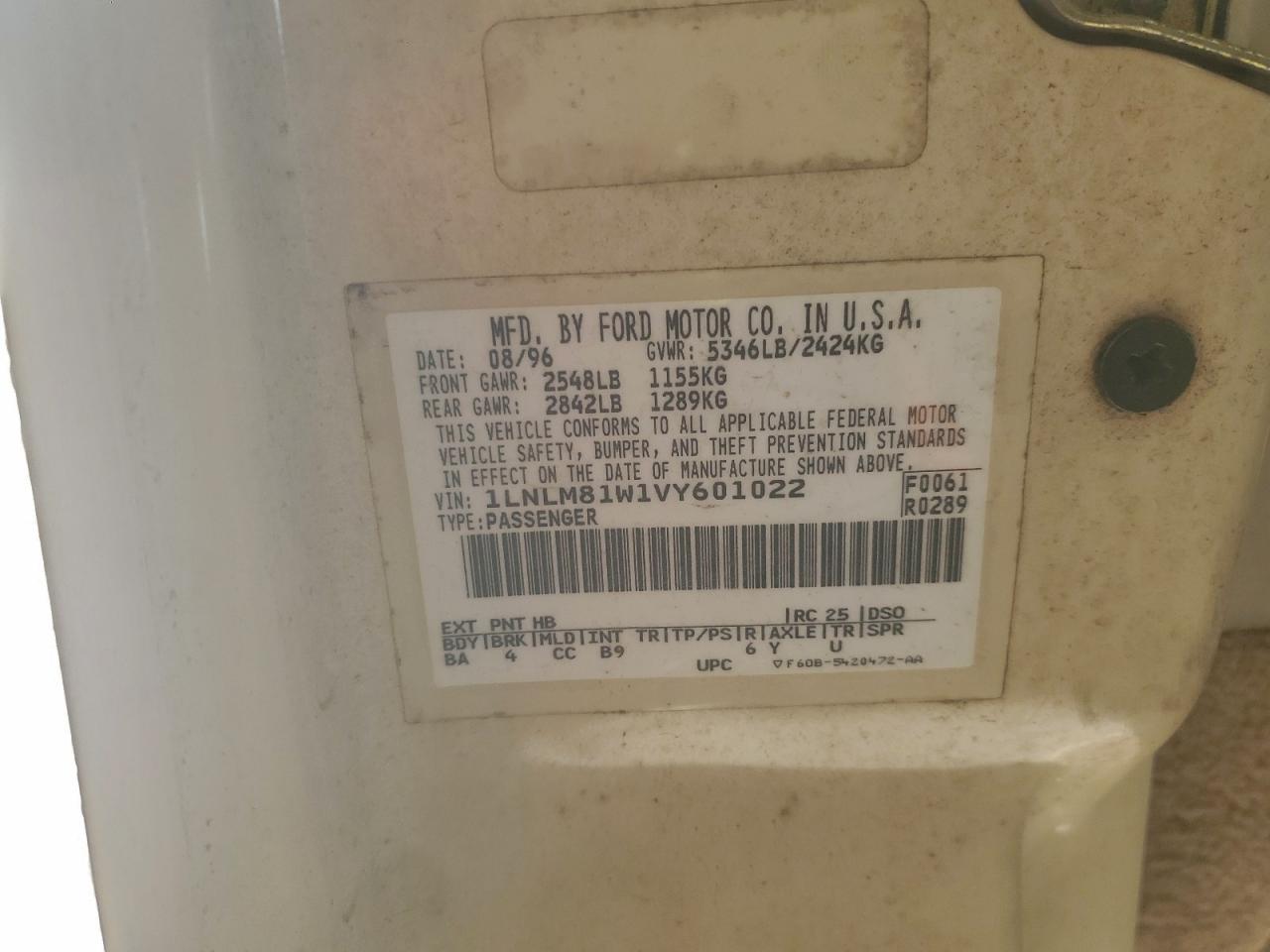 1997 Lincoln Town Car Executive VIN: 1LNLM81W1VY601022 Lot: 82704885