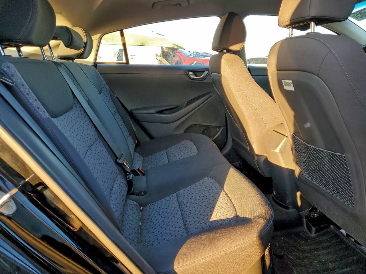 2017 Hyundai Ioniq Blue VIN: KMHC65LC3HU026784 Lot: 95776885