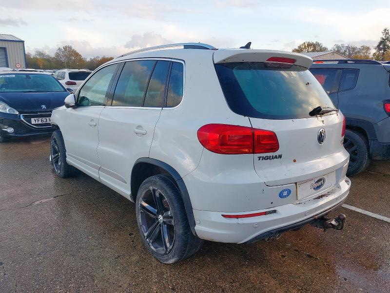 2015 VOLKSWAGEN TIGUAN 2.0 TDI BLUEMOTION TECH R-LINE 184 5DR DSG [NAV]