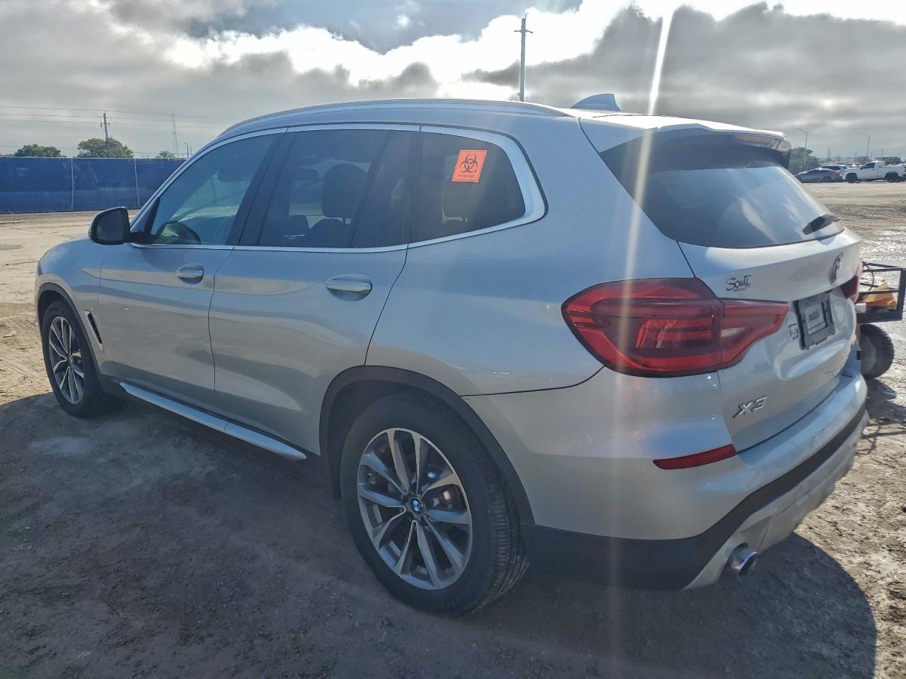 Фото: 5UXTR7C55KLR47246