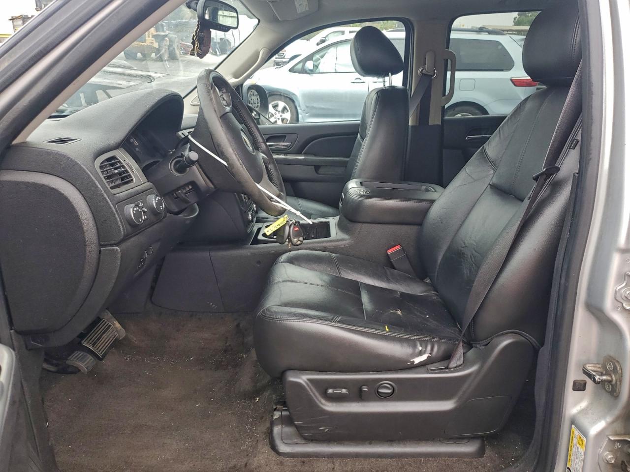 2011 Chevrolet Avalanche Lt VIN: 3GNTKFE38BG408264 Lot: 95707875