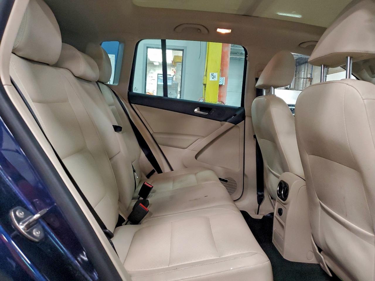 2015 Volkswagen Tiguan S VIN: WVGBV7AX1FW611381 Lot: 94969945