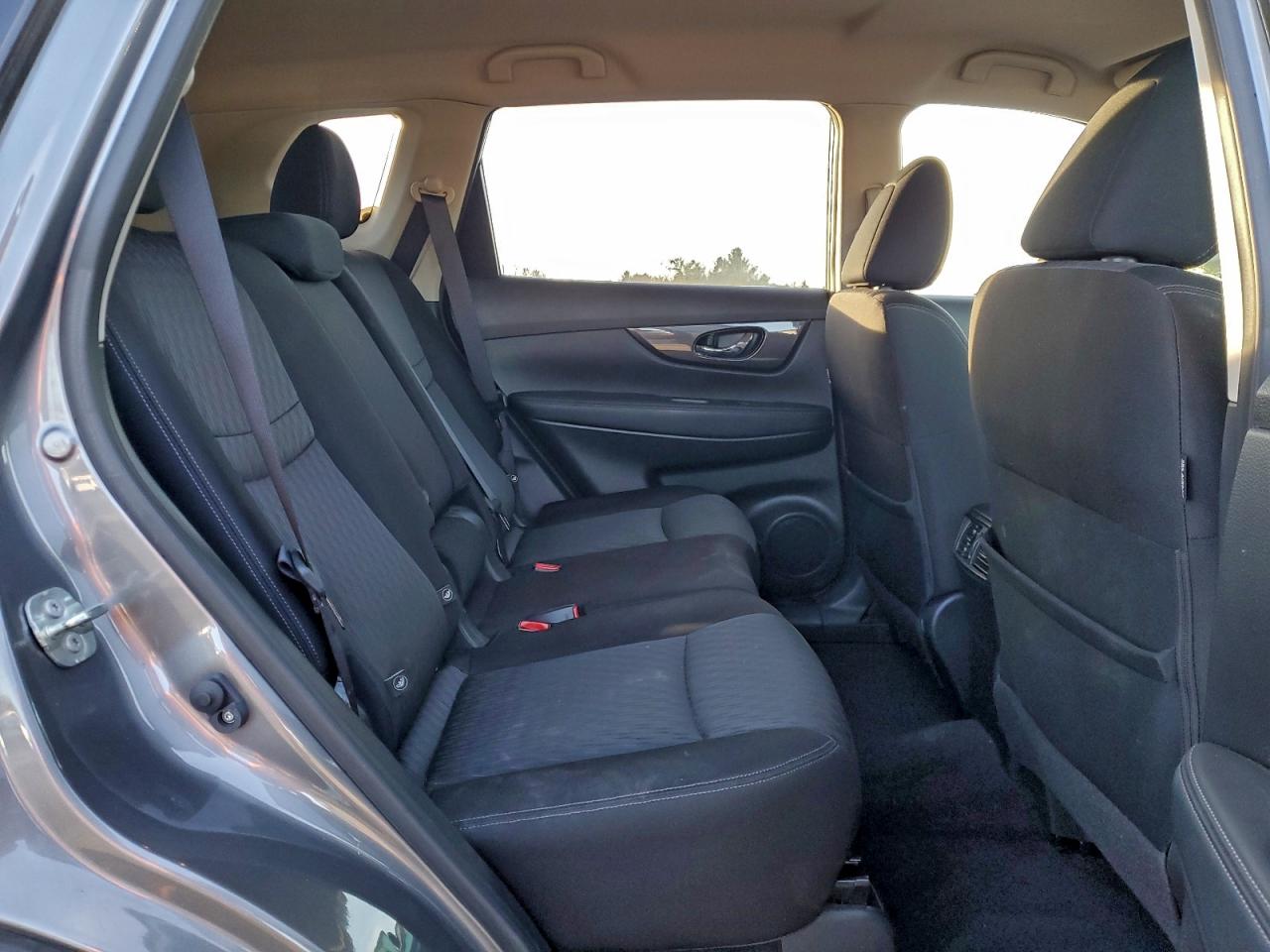 2019 Nissan Rogue S VIN: JN8AT2MV4KW380798 Lot: 94336085