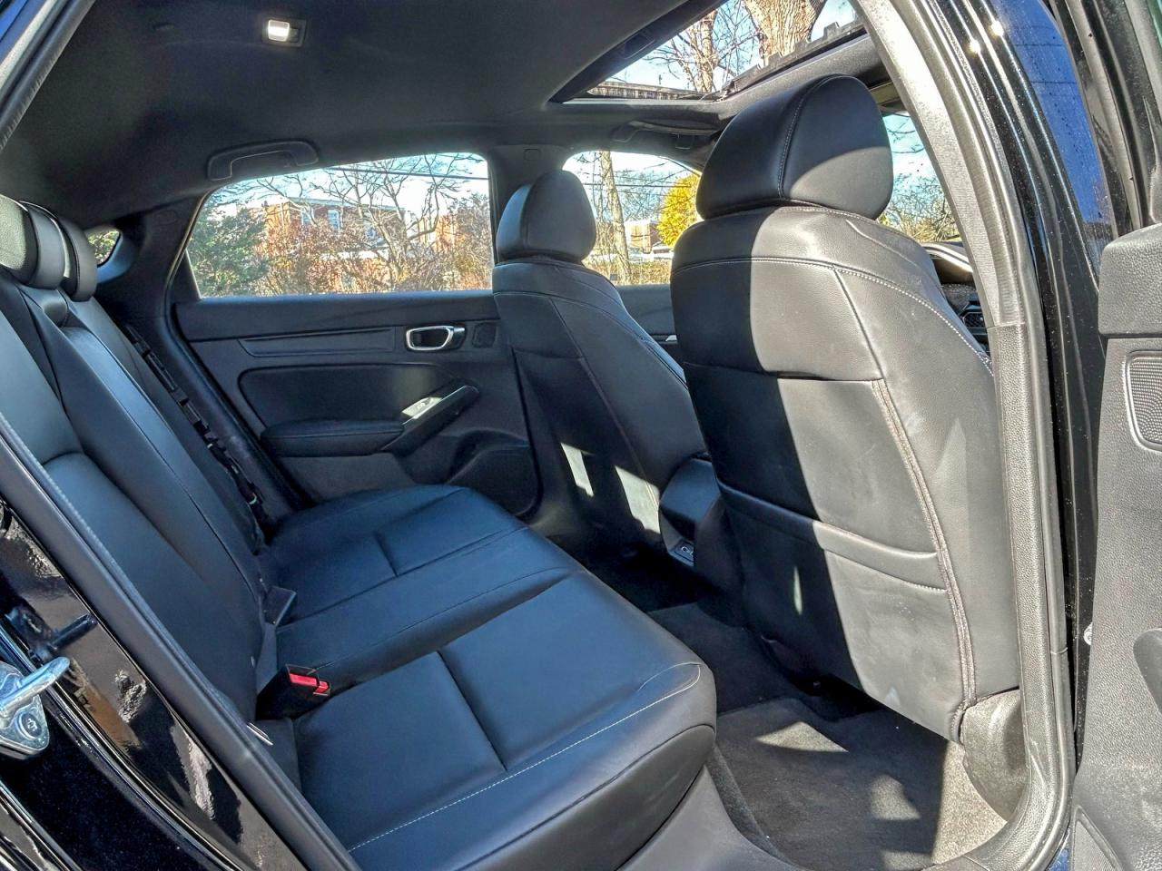 Фото: 19UDE4H64PA005386