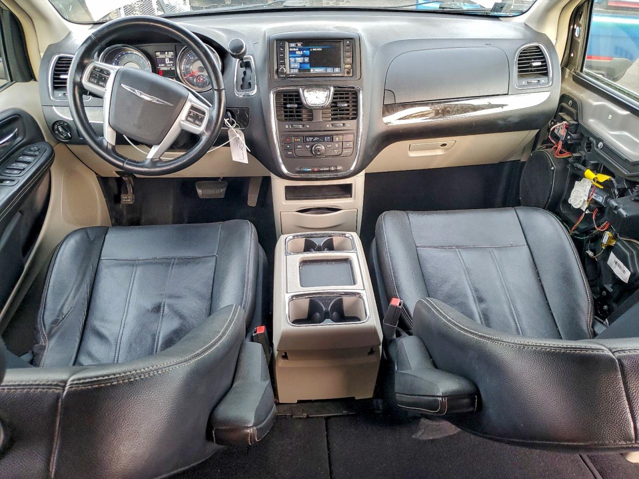 2014 Chrysler Town & Country Touring VIN: 2C4RC1BG3ER211012 Lot: 95010005