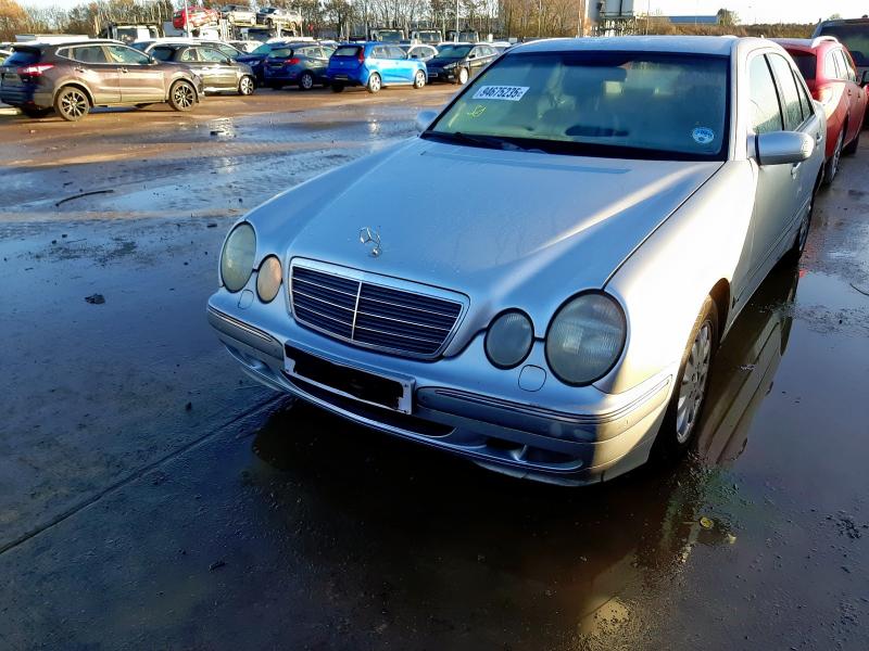 2000 MERCEDES-BENZ E CLASS E240 ELEGANCE 4DR TIP AUTO [2.6] for sale at Copart SANDY